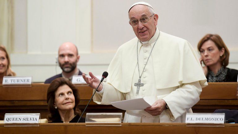 El sumo pontífice alertó que hay consumo y algo de producción.