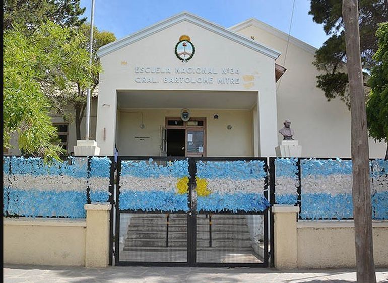 La escuela primaria de Gaiman donde enseñaba Mariana. La escuela primaria de Gaiman donde enseñaba Mariana. 