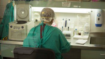 confirman tres casos de covid-19 en personal de una clinica de neuquen confirman tres casos de covid-19 en personal de una clinica de neuquen