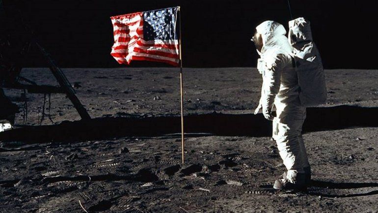 Trump quiere volver a enviar astronautas a la luna