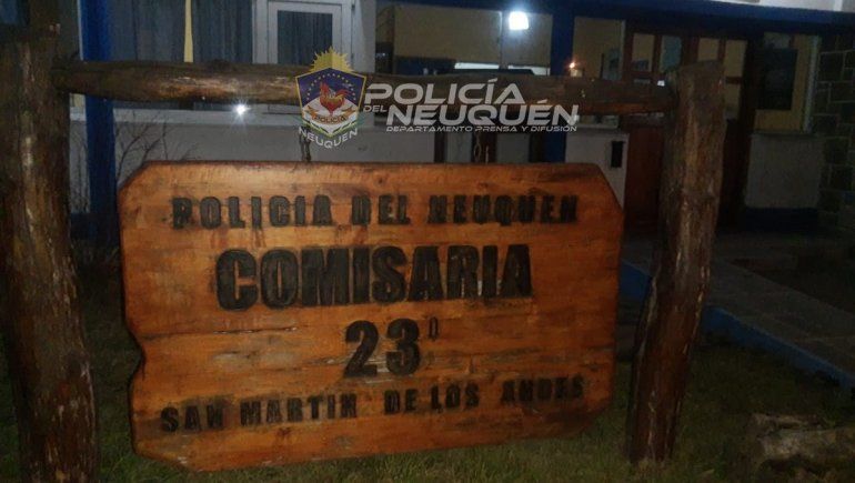 Robó las joyas de la abuela de su ex novia y lo atraparon