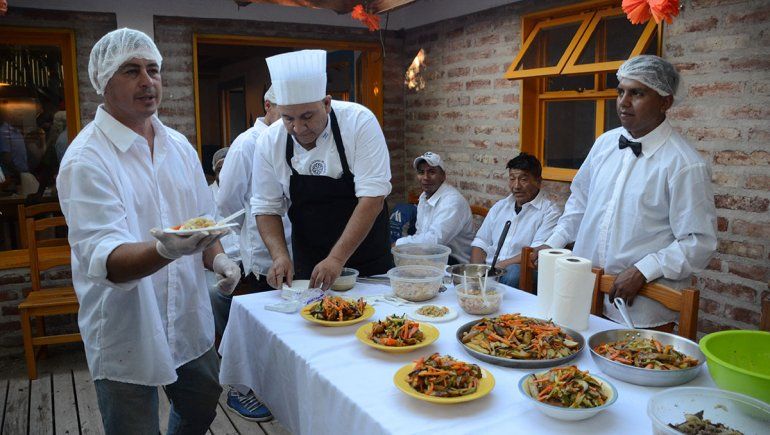 Andacollo: la escuela que rescata la esencia de la cocina neuquina