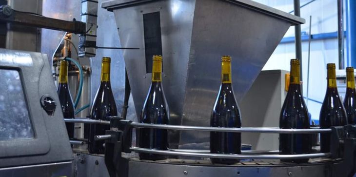 Premio al esfuerzo: El Cabernet Franc del INTA Trelew fue elegido como el mejor vino del VIRCh. Premio al esfuerzo: El Cabernet Franc del INTA Trelew fue elegido como el mejor vino del VIRCh.