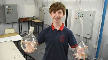 SFP Itai Cravchik tecnica ITC finalista en una olimpiada de tecnología del agua(4).JPG