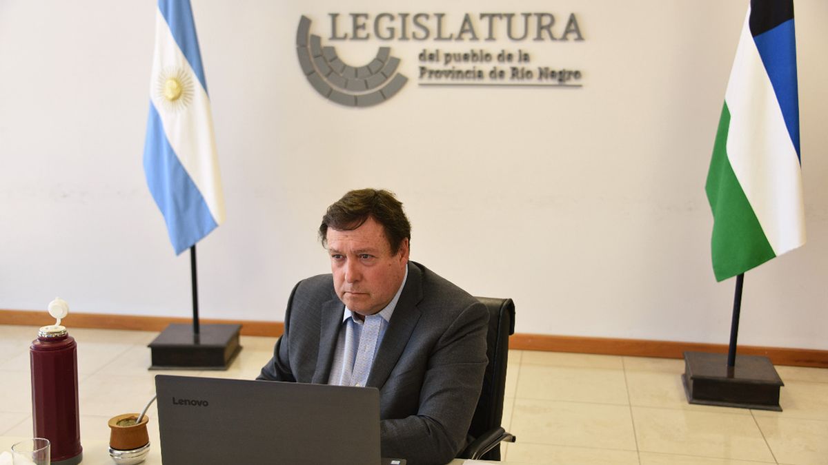 Weretilneck Quiere Bajar El Precio De Los Combustibles En La Patagonia