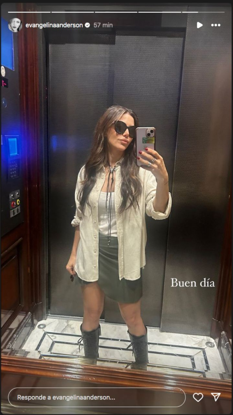 Evangelina Anderson. Evangelina Anderson.