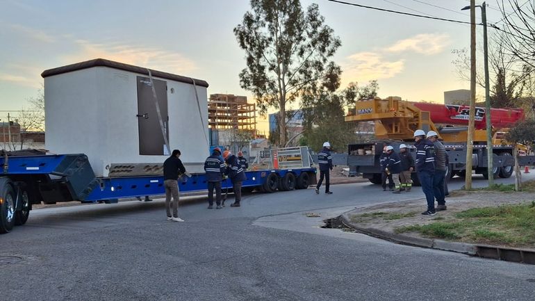 CALF instala un nuevo centro de maniobras para darle más seguridad a la red