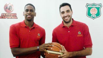 El balón en buenas manos. El ala pivot Byron Johnson logró su primer título con Español y Sepúlveda, el segundo. El balón en buenas manos. El ala pivot Byron Johnson logró su primer título con Español y Sepúlveda, el segundo.