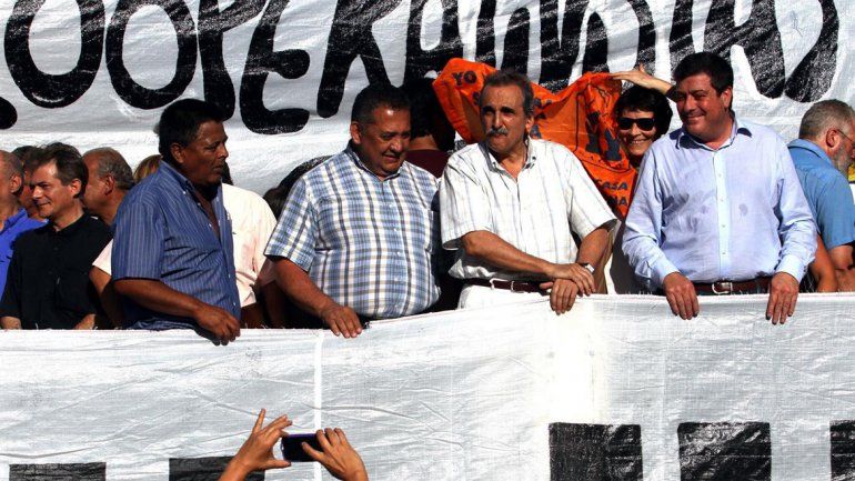 El elenco estable K protesta en Plaza de Mayo a favor de la jujeña.