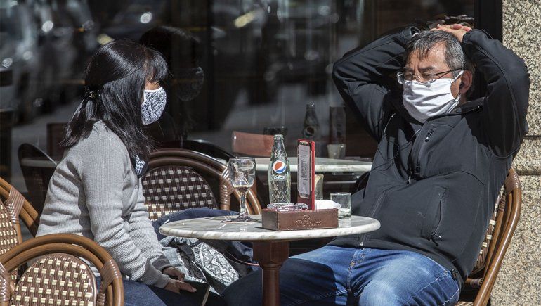 Con 12.259 nuevos casos, el coronavirus sigue en ascenso en el país