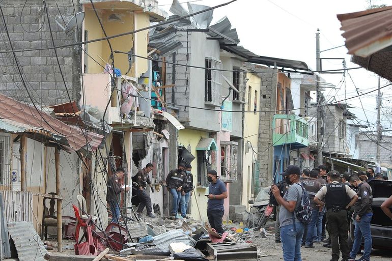 Una explosión en Guayaquil dejó 5 muertos: el presidente decretó el estado de sitio