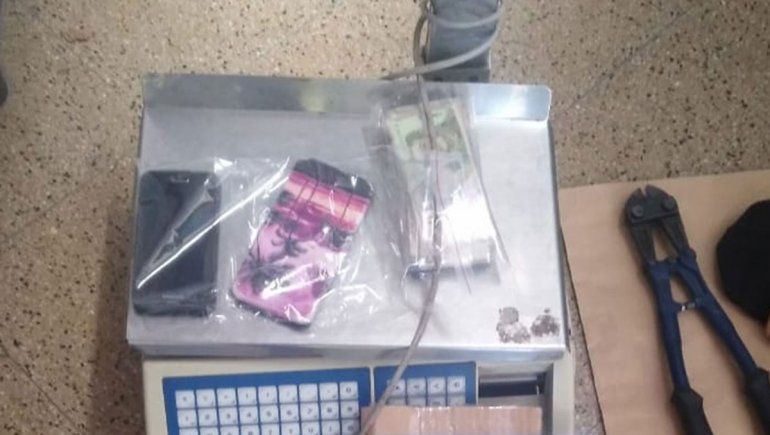 Los atrapan cuando escapaban tras intentar robar un local