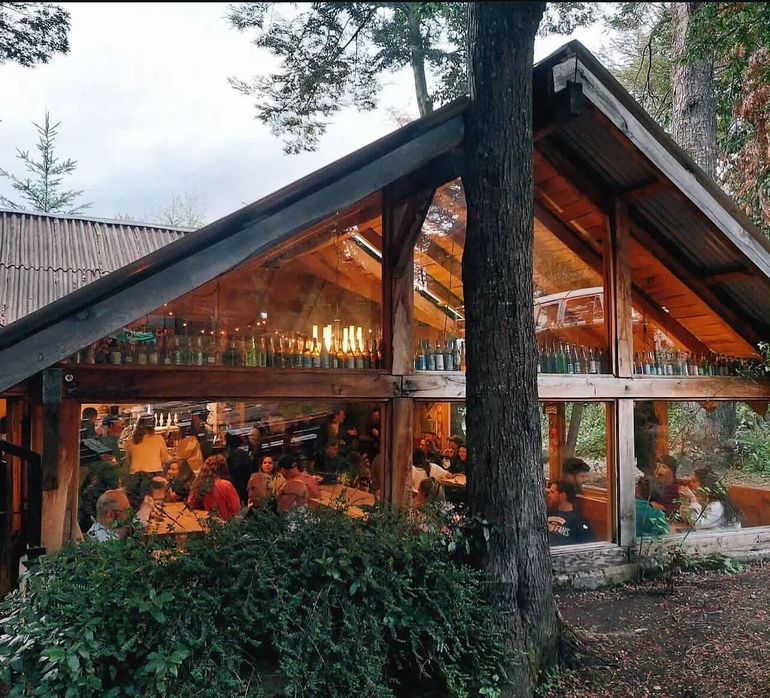 La cervecería vista desde su patio. La cervecería vista desde su patio.