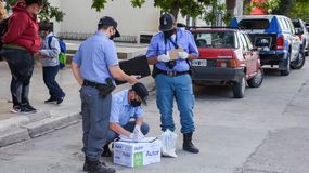 Susto en el centro: detonaron una mochila en la puerta de ANSES