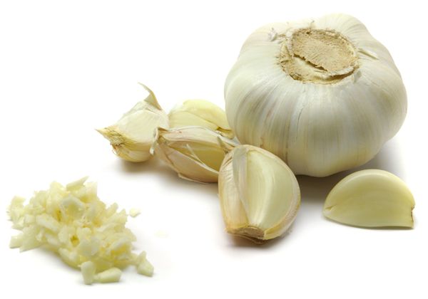 Los beneficios de comer ajo una vez por día. Los beneficios de comer ajo una vez por día.