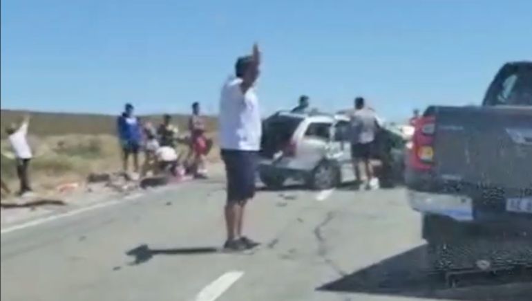Ruta 237: violento choque frontal entre Piedra del Águila y Picún Leufú