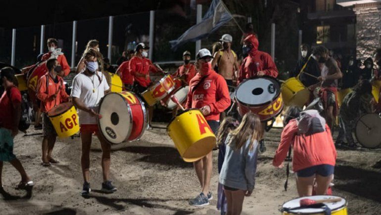 Pinamar: guardavidas trasladaron protesta al interior de un hotel