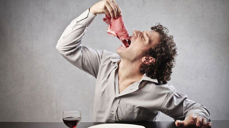 El excesivo consumo de carne roja daña el corazón