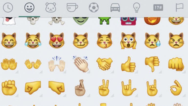 WhatsApp tiene un catálogo con más de 400 emojis