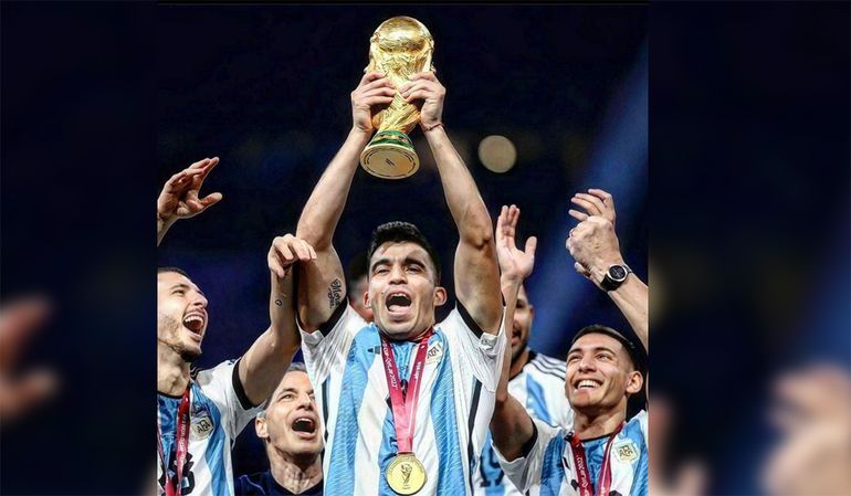 El conmovedor posteo del neuquino Acuña tras levantar la Copa