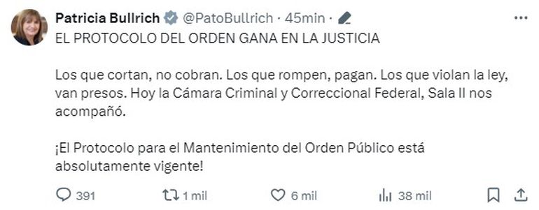 Patricia Bullrich celebró en Twitter las repercusiones por el protocolo antipiquetes. Patricia Bullrich celebró en Twitter las repercusiones por el protocolo antipiquetes.