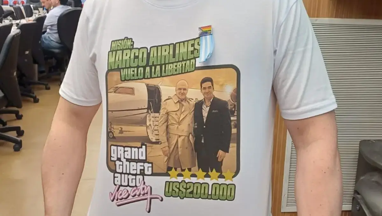 La polémica remera de un diputado para chicanear a José Luis Espert por su vínculo con Fred Machado