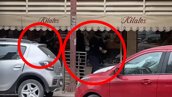 video: encapuchados, a plena luz del dia y en una camioneta de lujo, asi fue el robo a la joyeria video: encapuchados, a plena luz del dia y en una camioneta de lujo, asi fue el robo a la joyeria