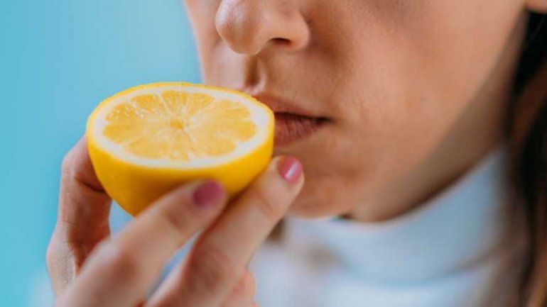 Coronavirus: por qué puede provocar la pérdida del gusto