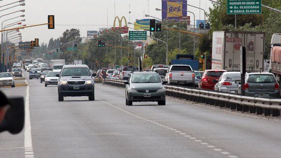 El traspaso de la Ruta 22 a la Muni está trabado