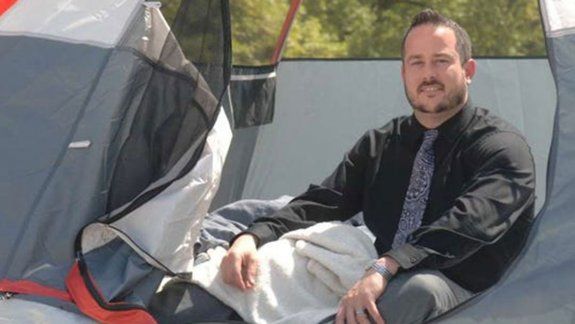 Un alumno quiso matar al director de su escuela