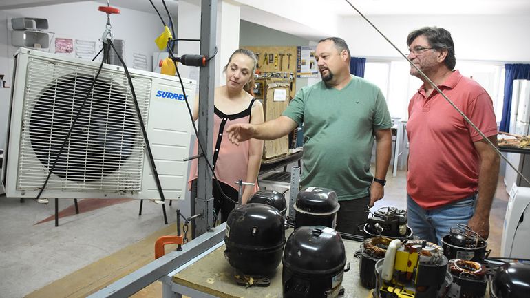 El curso de refrigeración es uno de los más convocantes en el CFP N°6. Pero hay más de 20 oficios.