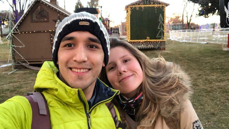 Fueron a estudiar a EE.UU. y hace un mes están varados