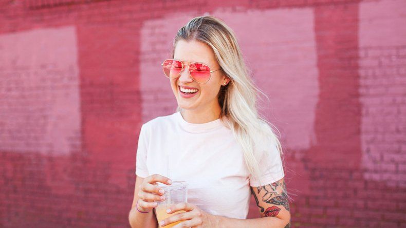 Por error le depositan más de un millón de dólares en su cuenta