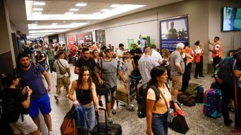 problemas con aerolineas y fybondi: hay mas de 50 vuelos demorados y cancelados problemas con aerolineas y fybondi: hay mas de 50 vuelos demorados y cancelados