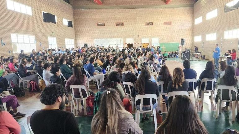 Las asambleas de ATEN le dieron el respaldo a la propuesta salarial del gobierno para el 2025. Las asambleas de ATEN le dieron el respaldo a la propuesta salarial del gobierno para el 2025.