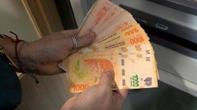 Un banco comenzará a pagar por depositar el sueldo: de cuánto será el interés