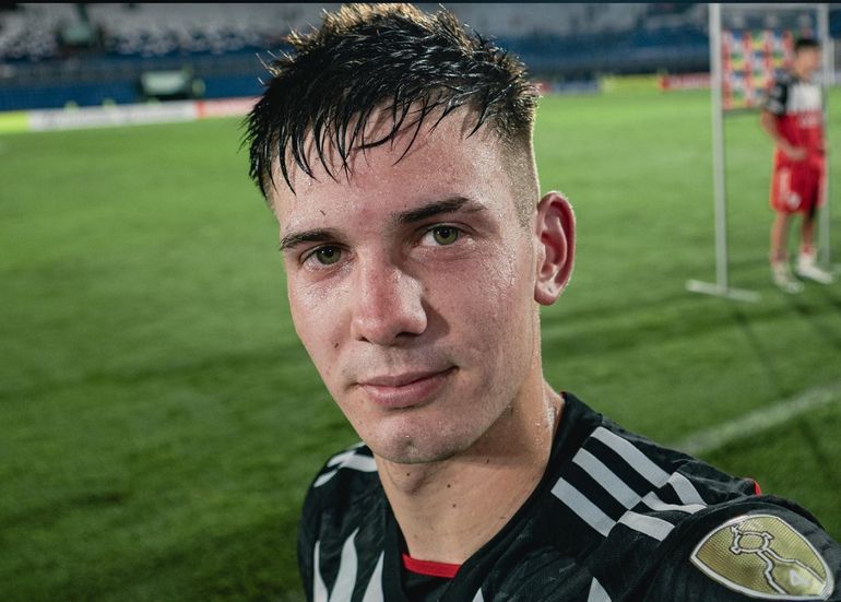 Franco Mastantuono se sacó una selfie después de hacer su primer gol en la Libertadores.&nbsp;