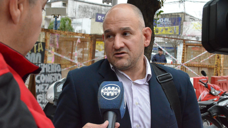 César Sena podría perder a su abogado defensor