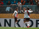 Con más contundencia que fútbol