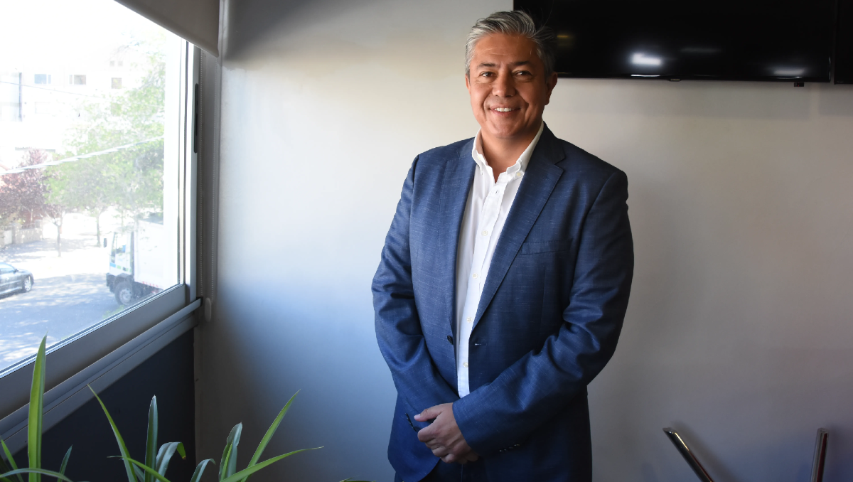 Rolando Figueroa podría tener un candidato a intendente del PJ