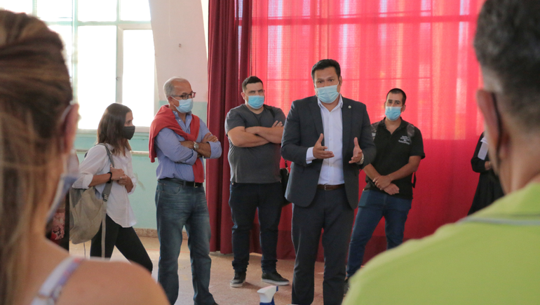 Qué dijo el Gobierno sobre la situación en la escuela 201 y en Traful