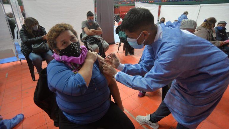 La vacunación a demanda llega este sábado a 3 ciudades del interior