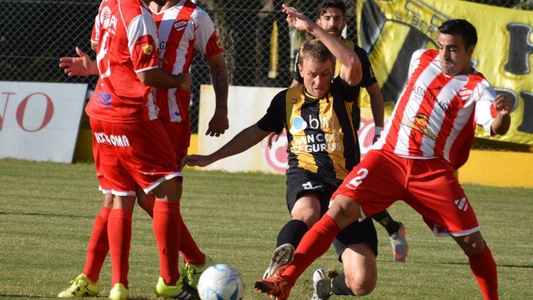 Por poco. A puro corazón