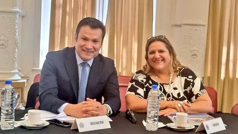 Inicio de clases: Osvaldo Llancafilo en el Consejo Federal de Educación. Inicio de clases: Osvaldo Llancafilo en el Consejo Federal de Educación.