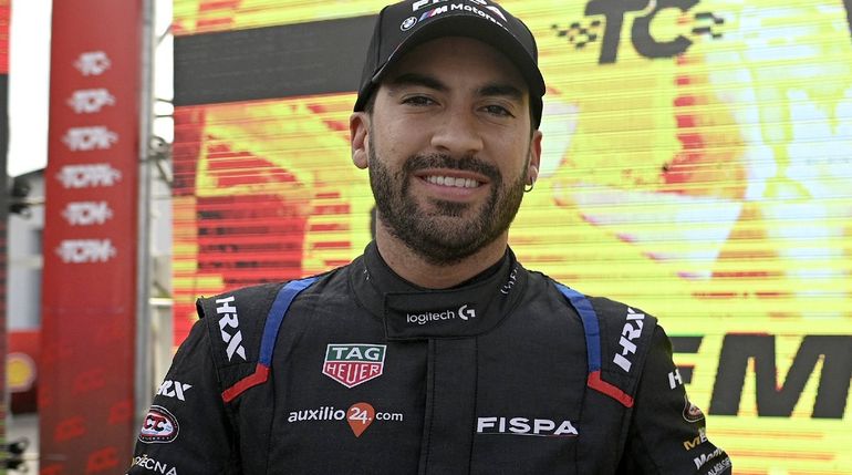 Julián Santero se sacó la bronca y festejó tras una carrera muy accidentada en Viedma