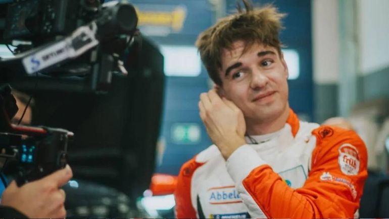 Un piloto argentino compartió un llamativo tuit y encendió los rumores de un posible desembarco en F1