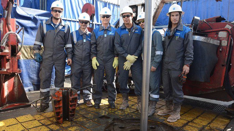 Macri se sienta a la mesa de Vaca Muerta