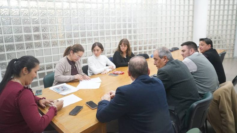 La firma del convenio marca un precedente. | LM Neuquen La firma del convenio marca un precedente.