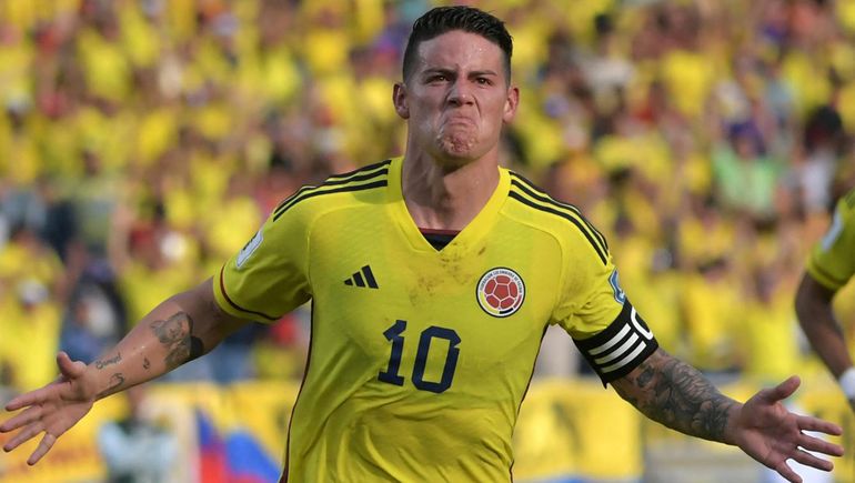 James Rodríguez celebró su regreso goleador a la Selección de Colombia.