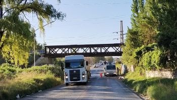 arrancaron los trabajos de reparacion en el puente ferroviario arrancaron los trabajos de reparacion en el puente ferroviario